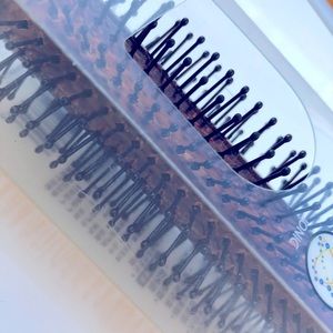 Hair brush